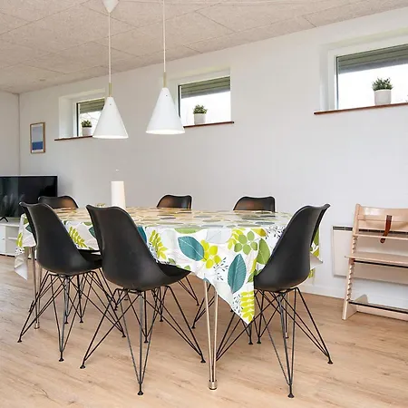 6 Person In Toftlund-by Traum * Toftlund
